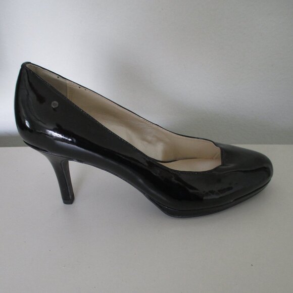 Etienne Aigner "Drew" Womens Faux Black Patent Leather Pump w/3" Heel - Size 7W - Picture 3 of 10